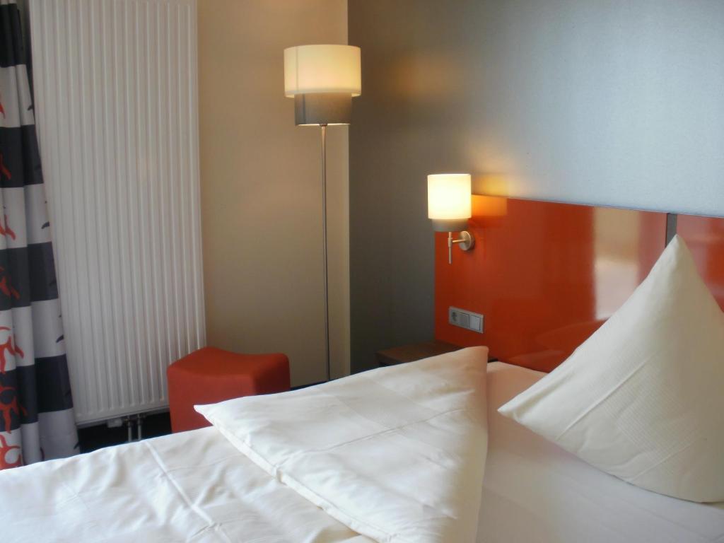Iq-Hotel Ulm Exterior foto