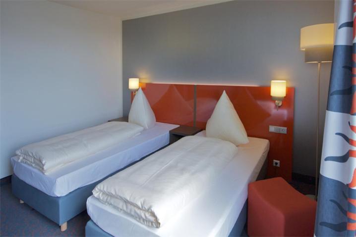 Iq-Hotel Ulm Quarto foto